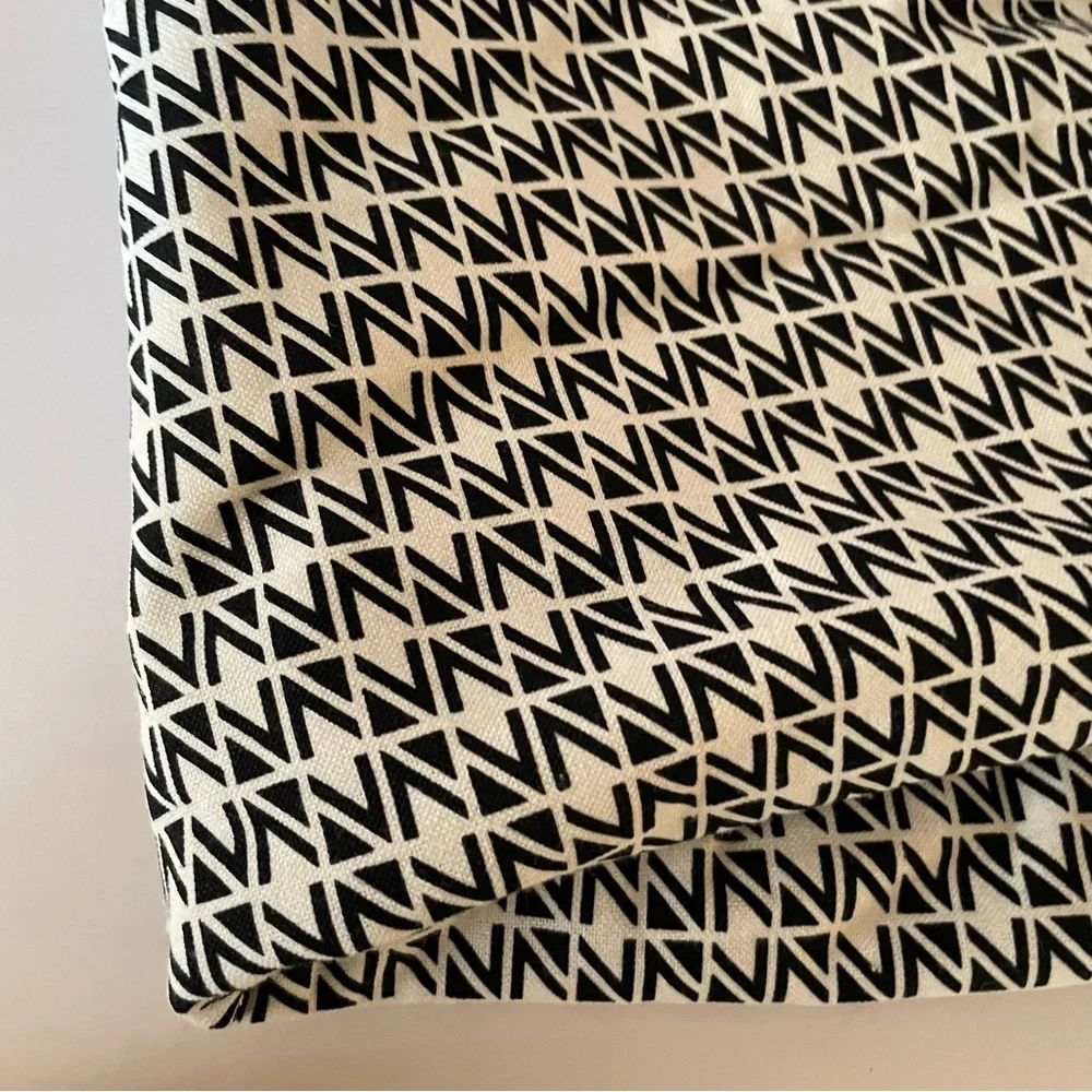 Nordstrom black white